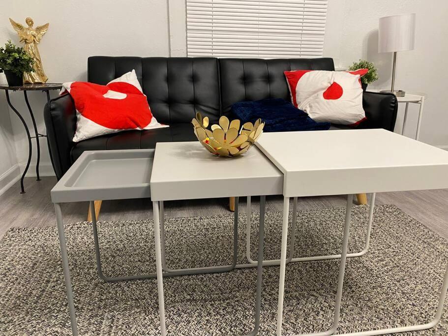 Cozy Studio Bungalow Steps To Armature Works Tampa Luaran gambar