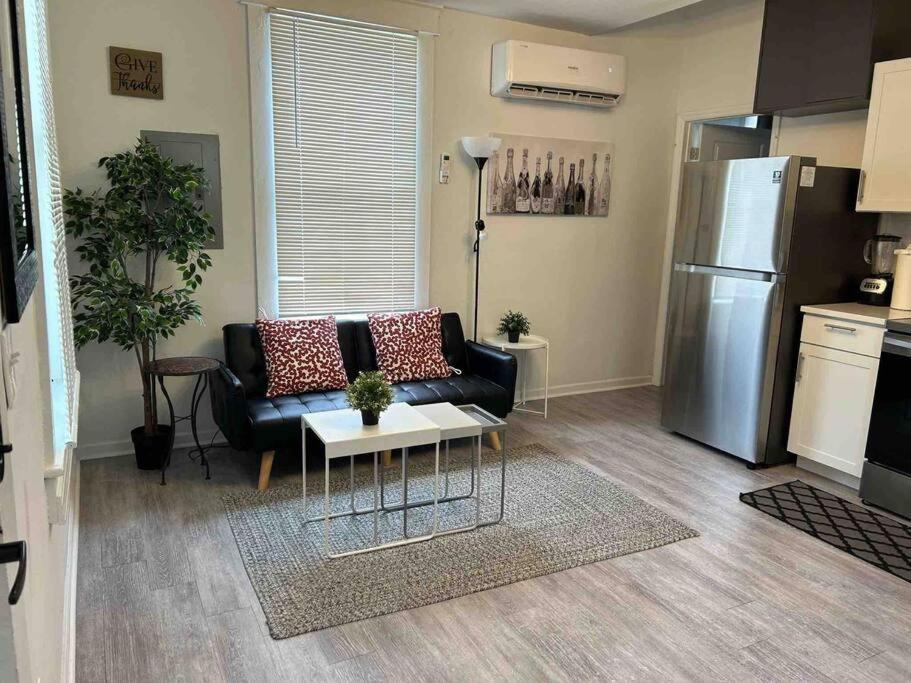 Cozy Studio Bungalow Steps To Armature Works Tampa Luaran gambar